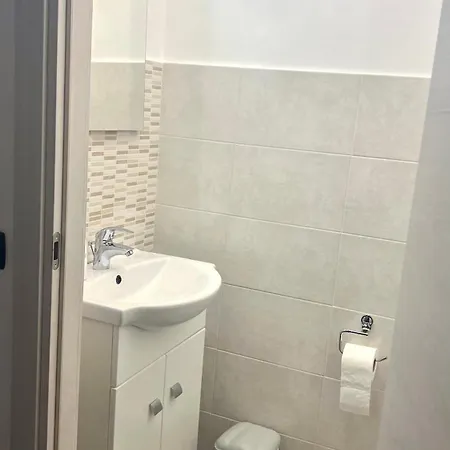Juliet N - Guest house